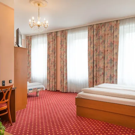 Garten- Und Kunsthotel Gabriel Hotel Wiedeń