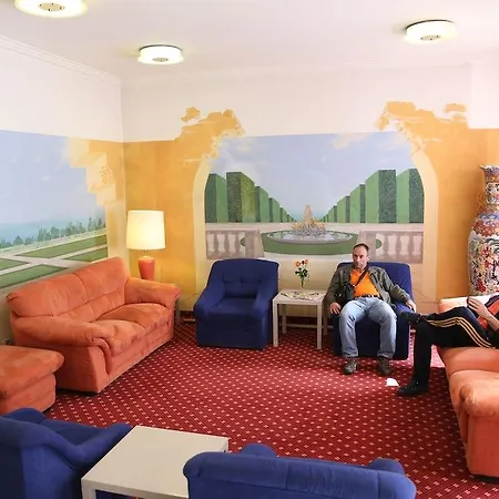Garten- Und Kunsthotel Gabriel Hotel 3*