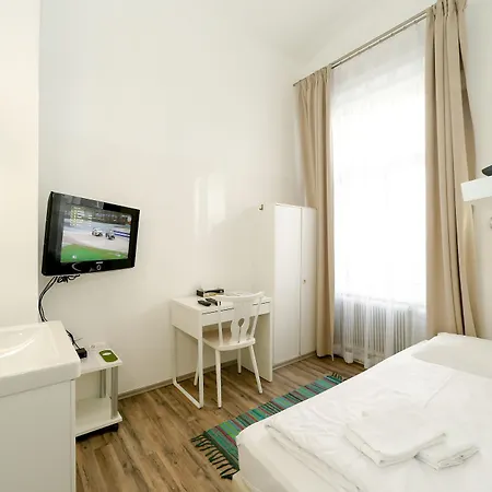 Hotel Timeout Hotel, 5 Min To Center, Self Check In Wien