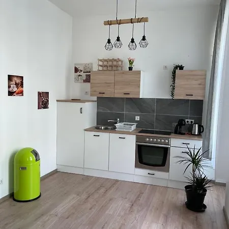 Gesamte Fuer 6 Personen * Vienna