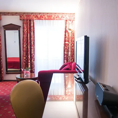 Palais Mailberger Hof Otel