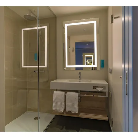 Roomz Prater Hotel 4*