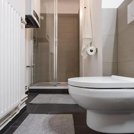 Chic 1-bed By Canal Walk To Historic Centre *