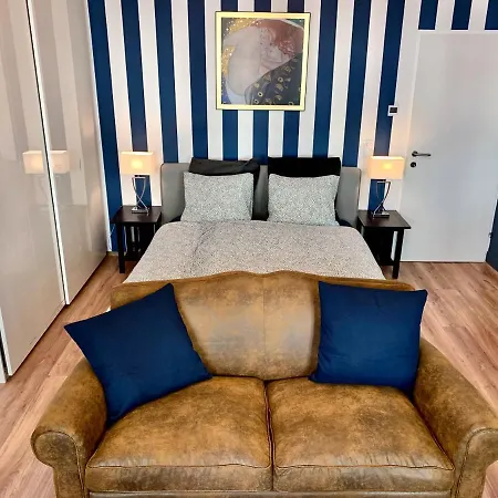 Adele Blue Danube Appartement *