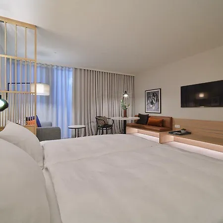 Adina Belvedere Hotel