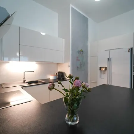 Gardenhill Apartment *