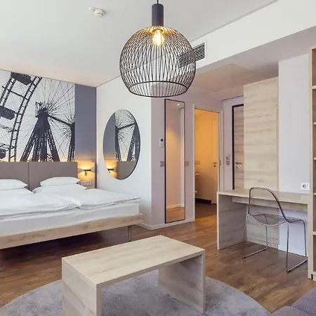 Roomz Prater 4*