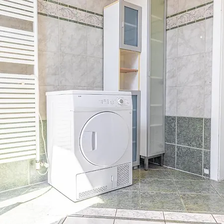 Exquisite With Free Parking - Suitable For Groups Up To 18p * Vienna