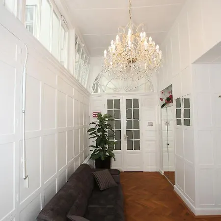 Apartment Opera Vienna