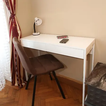 Apartment Opera *