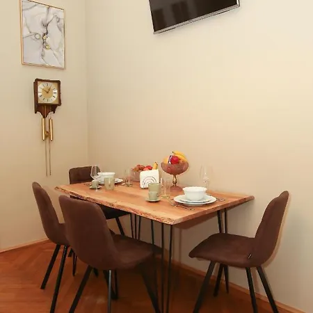 Opera Apartment