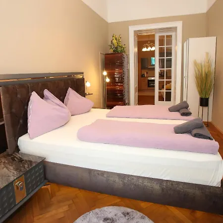 Opera Apartment