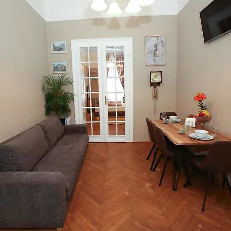 Opera Apartment