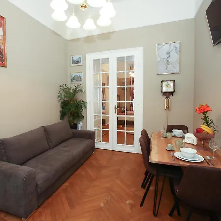 Apartment Opera Vienna