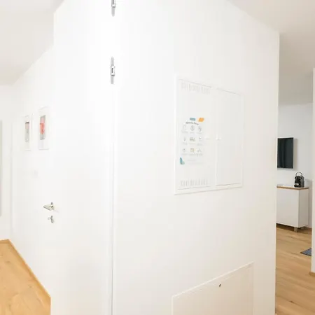 Ottakring Balcony Διαμέρισμα *