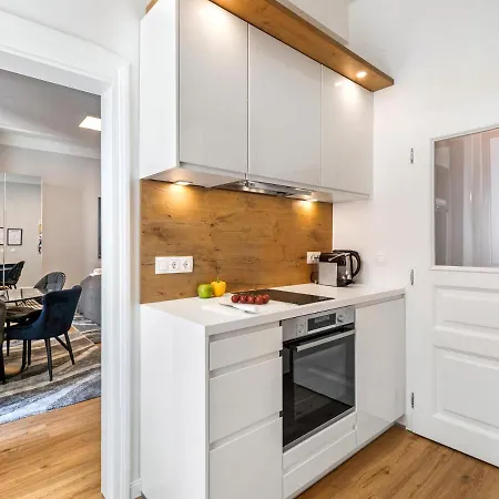 Sky9 District 3 Apartment