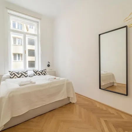 Deluxe In Beliebter Lage I Levestate Apartment Vienna
