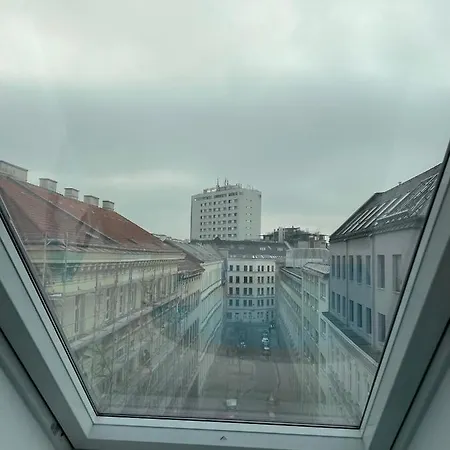 Stylish Rooms, Sunny Terrace In Center