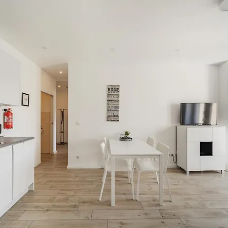 Apartment Schonbrunn Vienna