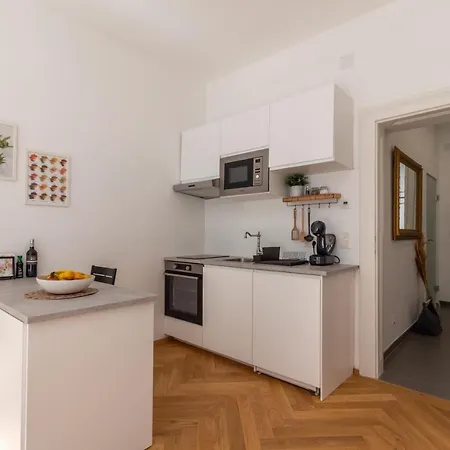 Vienna Central Apartment Apartment *