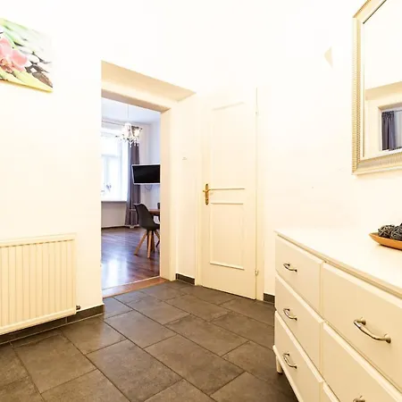 Klimt Apartment *