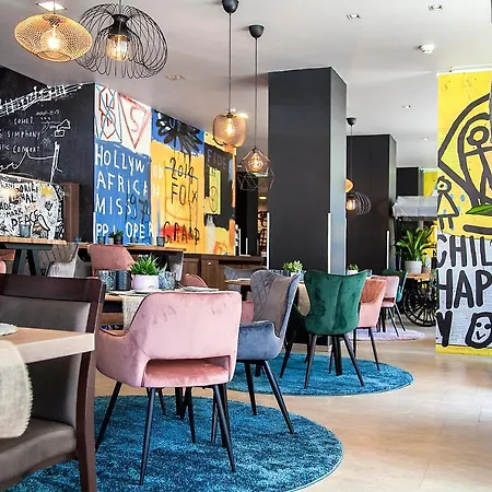 Mercure Westbahnhof Viena