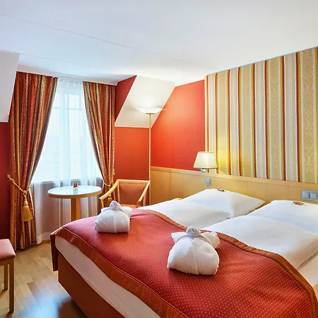 Austria Trend Ananas 4*