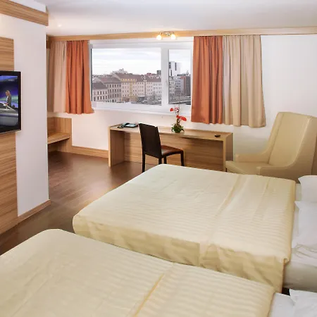 Hotel Star Schönbrunn 4*