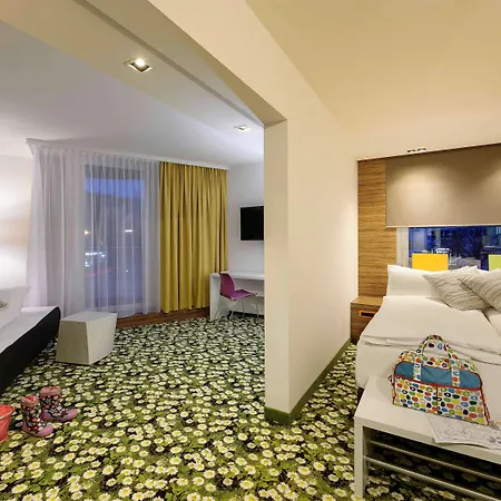 Ibis Styles 3*