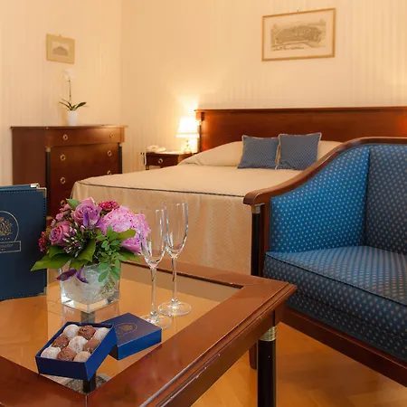 Hotel Ambassador