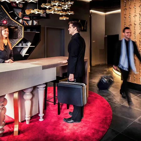 Hotel Mercure First 4*