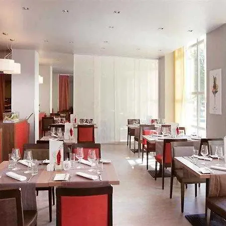 Mercure Westbahnhof Hotel Viena