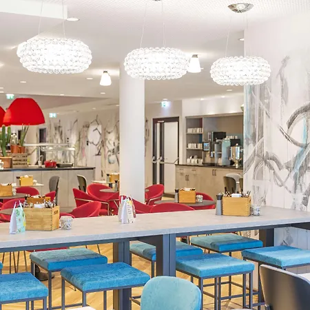 מלון - The Niu, Franz By Ihg 3*