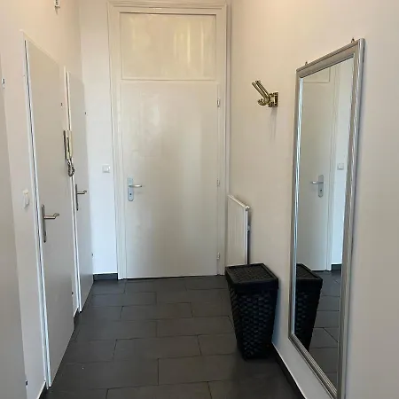 Gesamte Im Zentrum Von 27 *