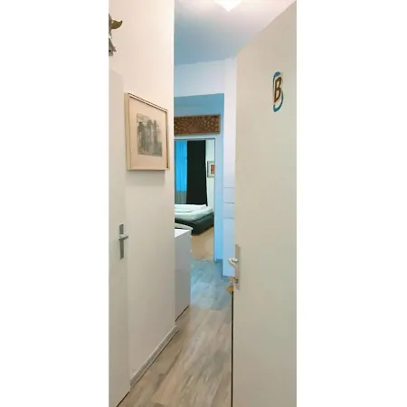 Appartamento Sweet 1br Apt. Simmering - Ideal For Longstays *