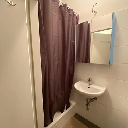 Niceapartmentgellertgasse *