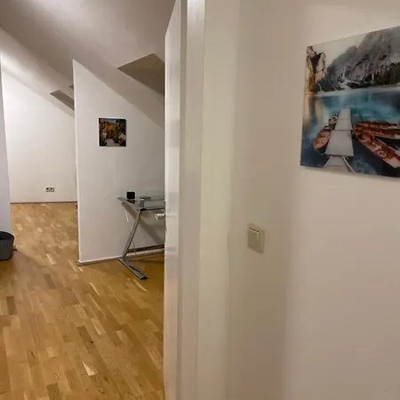 Appartement Klimatisiertes, Ruhiges Dachgeschoss Cityapartment Im Zentrum Wiens