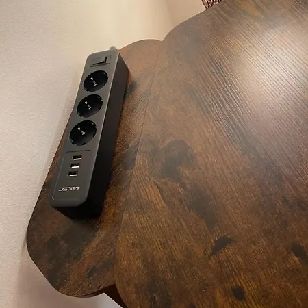 Klimatisiertes, Ruhiges Dachgeschoss Cityapartment Im Zentrum Wiens *