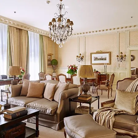 Grand Hotel Viena