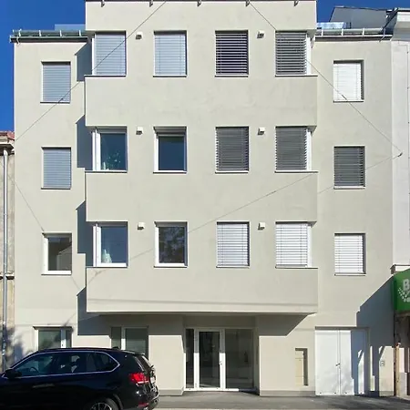 Stad10 - Very Close To Subway U2 Stadlau Apartment Wien