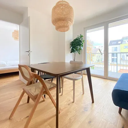 Apartment Stad10 - Very Close To Subway U2 Stadlau *