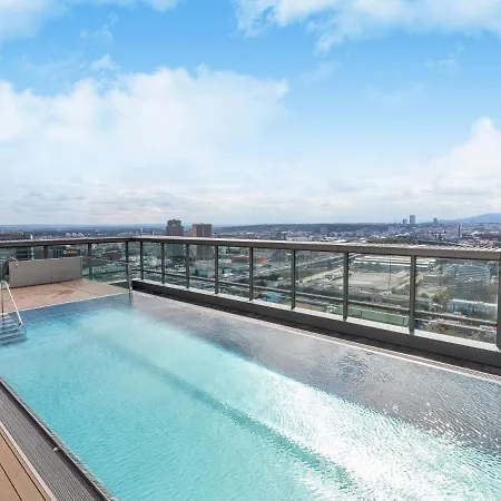 Sky9 District 3 Apartment *