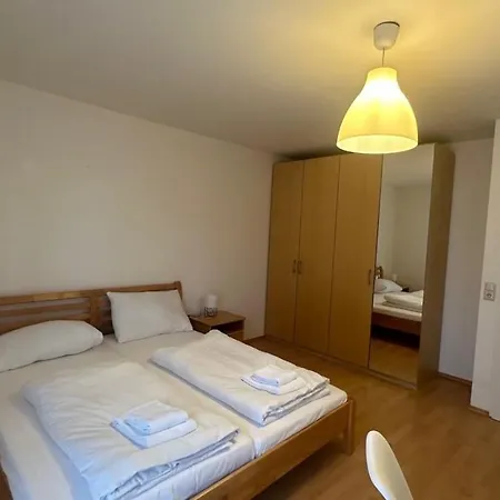 Apartment Modern Flat Incl Parking, Near Metro U1 *