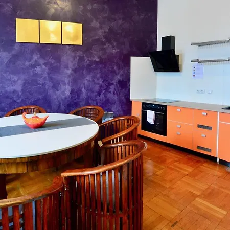 Stylish, Cosy & Central 