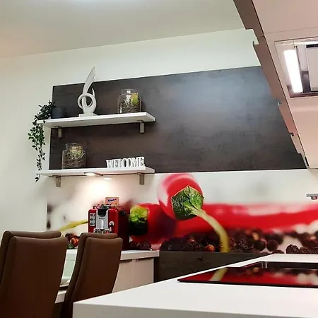 Giuliano 2 Apartment