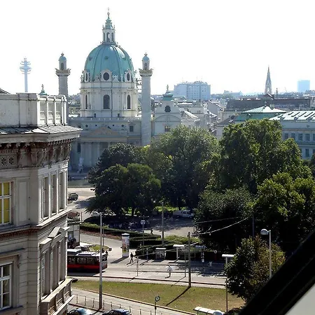 Living An Der Oper 4* Vienna
