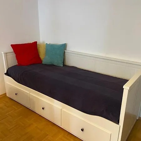 In 3 Apartment