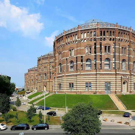 Giuliano 2 *