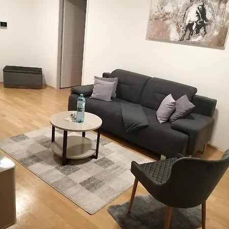 Apartment Tesla Wien