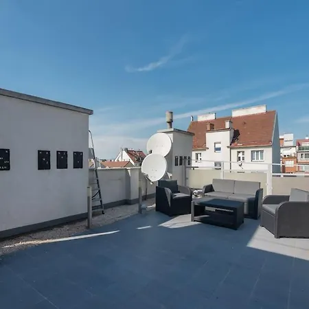 Appartamento Grosse Terrasse, Klimaanlage Und U-bahn Naehe Vienna